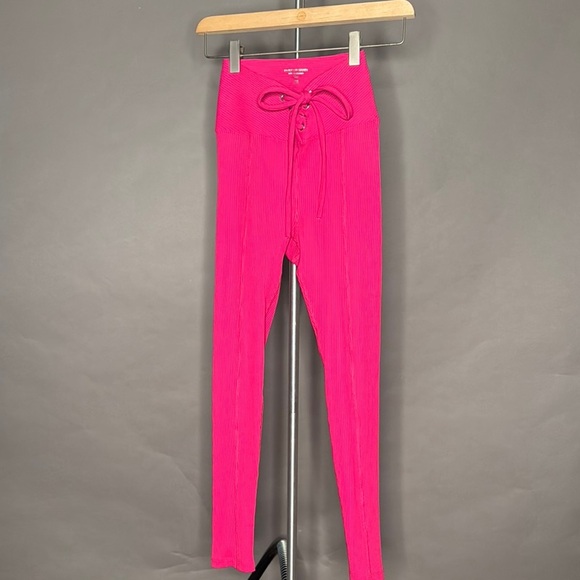 Year of Ours High-Waisted Lace-Up Football Leggings Ribbed Hot Pink XS - Picture 2 of 12